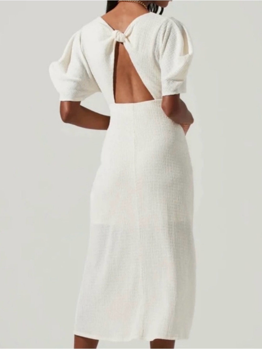 Astr Ivory Knot-Front Midi Dress with Puff Sleeves - Picture 3 of 3